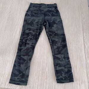 Lululemon Align crop leggings-camo